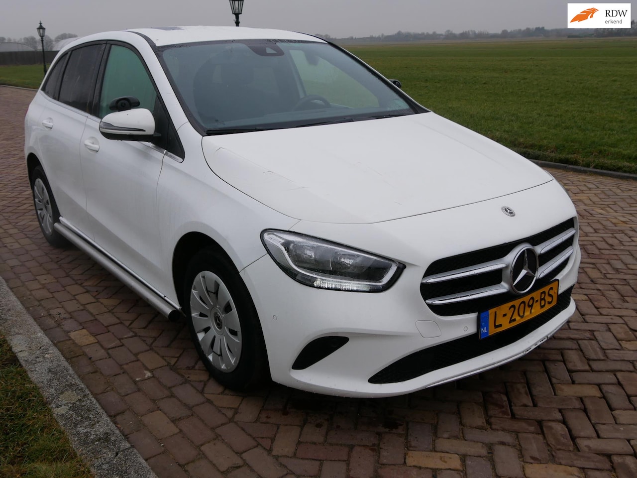 Mercedes-Benz B-klasse - 200d AUT AC CAMERA ** EX POLICE MARGE CAR ** - AutoWereld.nl