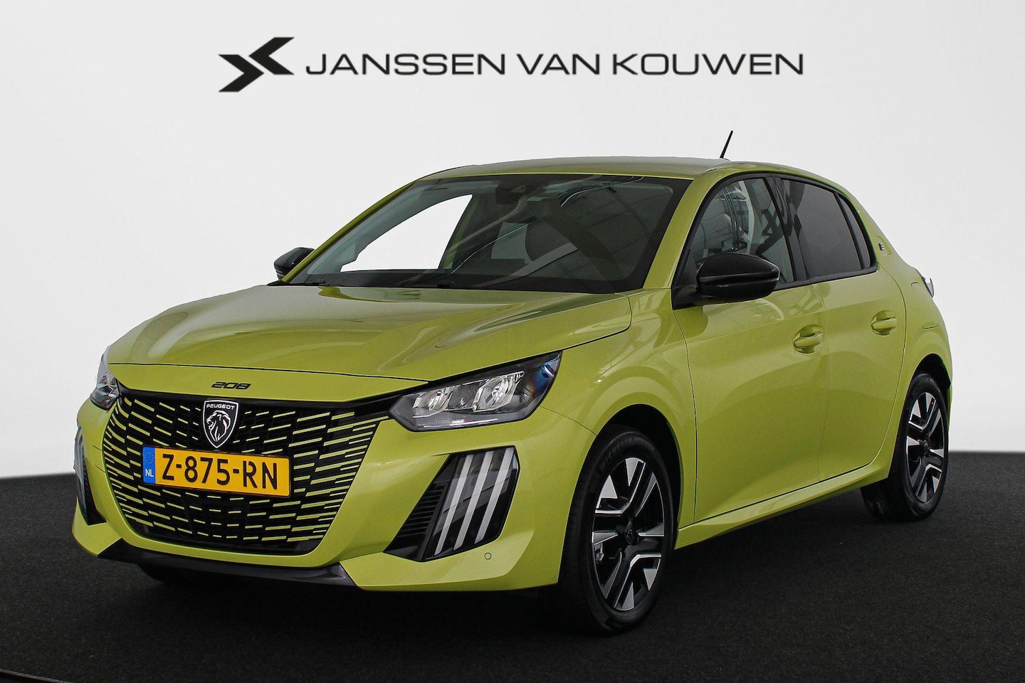 Peugeot e-208 - EV Style 50 kWh Stoelverwarming / Navigatie / Keyless / SOH 98% - AutoWereld.nl
