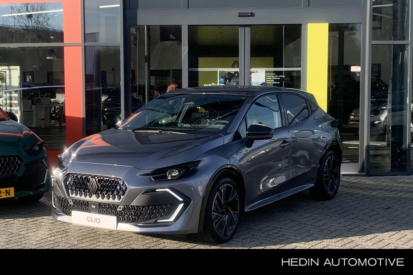 Renault Clio - 1.8 Hybrid 160 esprit Alpine | Stoel + stuurverwarming | 360 camera | Alcantara/kunstleder - AutoWereld.nl