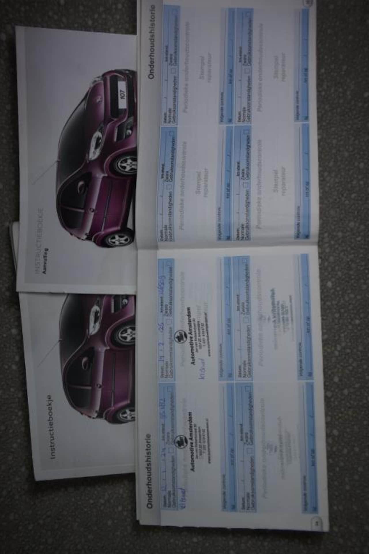 Peugeot 107 - 1.0 Active 1.0 Active, 5-drs, Airco, NAP, Origineel Nederlandse auto, Parrot