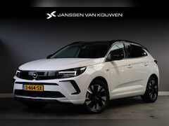 Opel Grandland - 1.6 Turbo Plug-In Hybrid Ultimate SOH 94% / Navigatie / Alcantara / Trekhaak