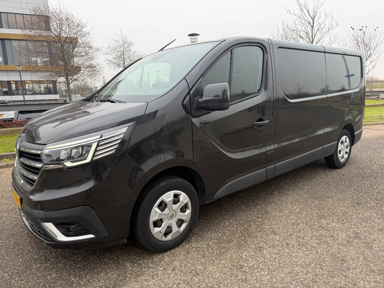 Renault Trafic - 2.0DCI L2H1 Airco Navi Cruisecontrol Trekhaak EURO 6 - AutoWereld.nl