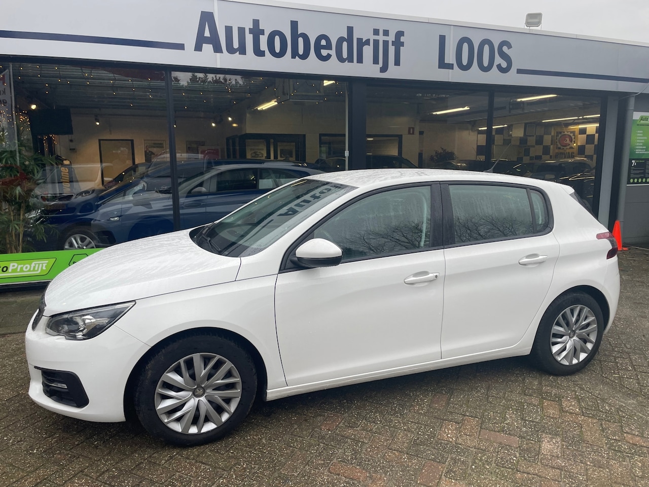 Peugeot 308 - 1.2 PureTech Blue Lease 1.2 PureTech Blue Lease - AutoWereld.nl