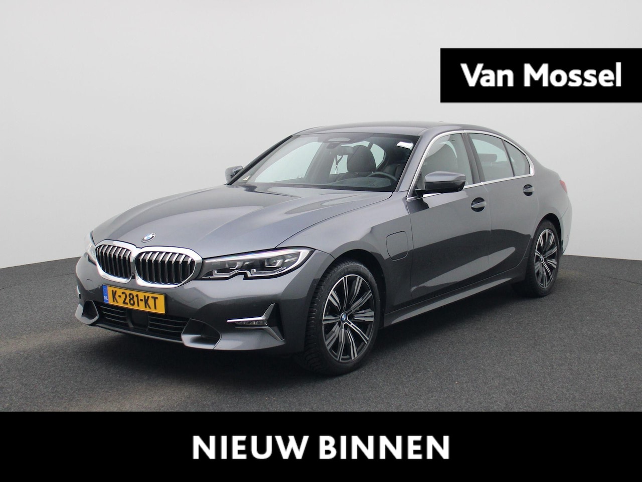 BMW 3-serie - 330e eDrive Edition | Automaat | Harman & Kardon | Lederen Bekleding | Camera | Stoelverwa - AutoWereld.nl