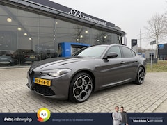 Alfa Romeo Giulia - 2.0 T Q4 Veloce AWD 280PK | Panoramadak | ACC | Navi