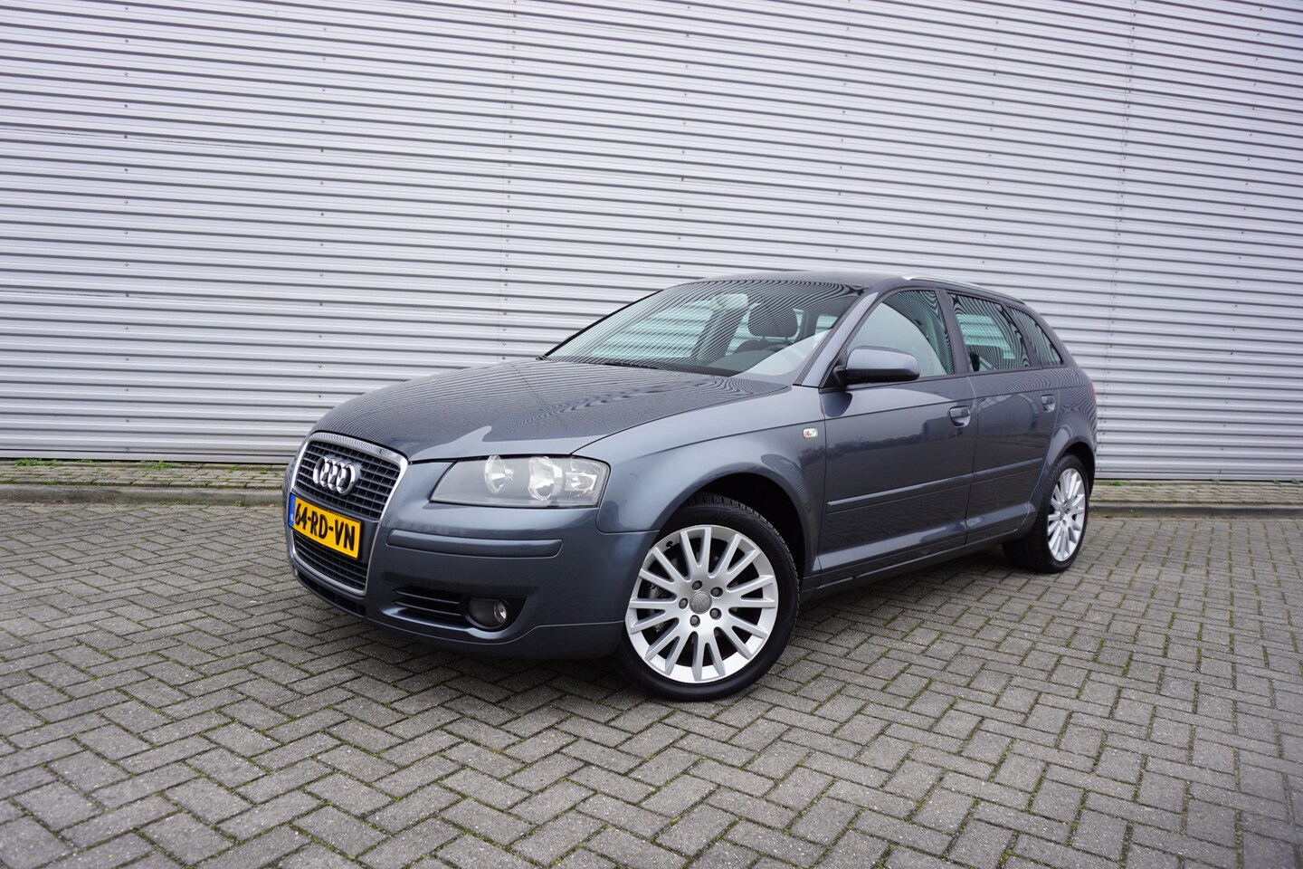Audi A3 Sportback - 2.0 FSI Ambition Climate / Cruise / Elektr. ramen / Elektr. ramen / Lm velgen / NAP - AutoWereld.nl