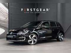 Volkswagen e-Golf - Warmtepomp / Dynaudio / Keyless / Sportstoelen / Lederen bekleding