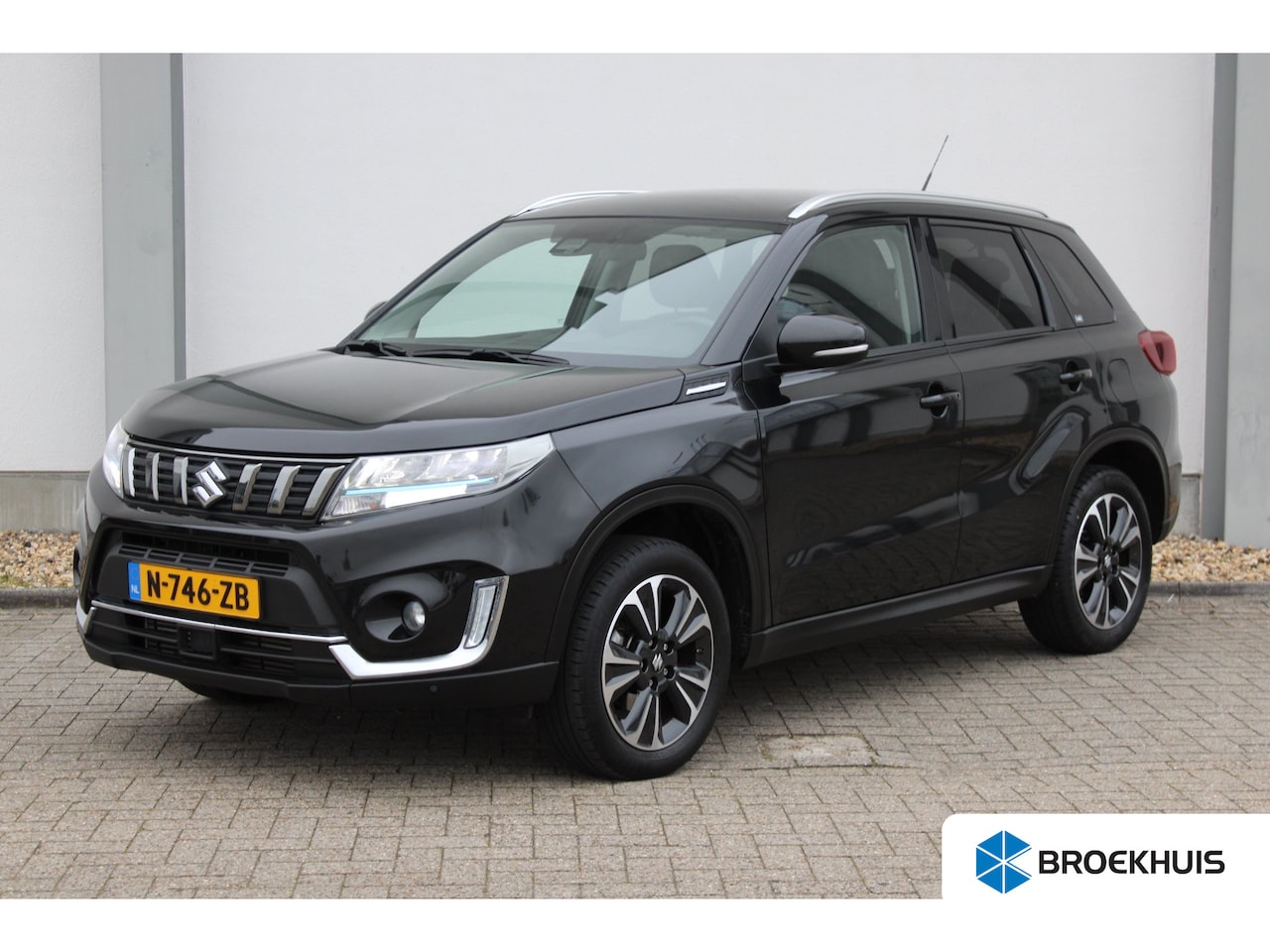 Suzuki Vitara - 1.4 Boosterjet Style Smart Hybrid AUTOMAAT / Navigatie / Camera / PDC V+A / Alcantara / St - AutoWereld.nl