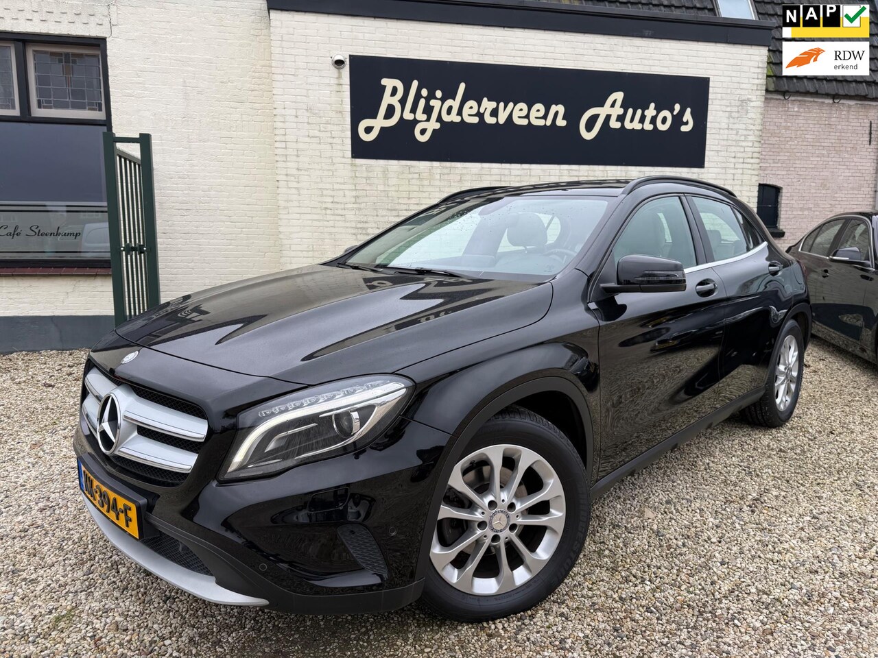 Mercedes-Benz GLA-Klasse - 180 Ambition Automaat | Camera | PanoDak | Org. NL | Leer | Stoel VW - AutoWereld.nl