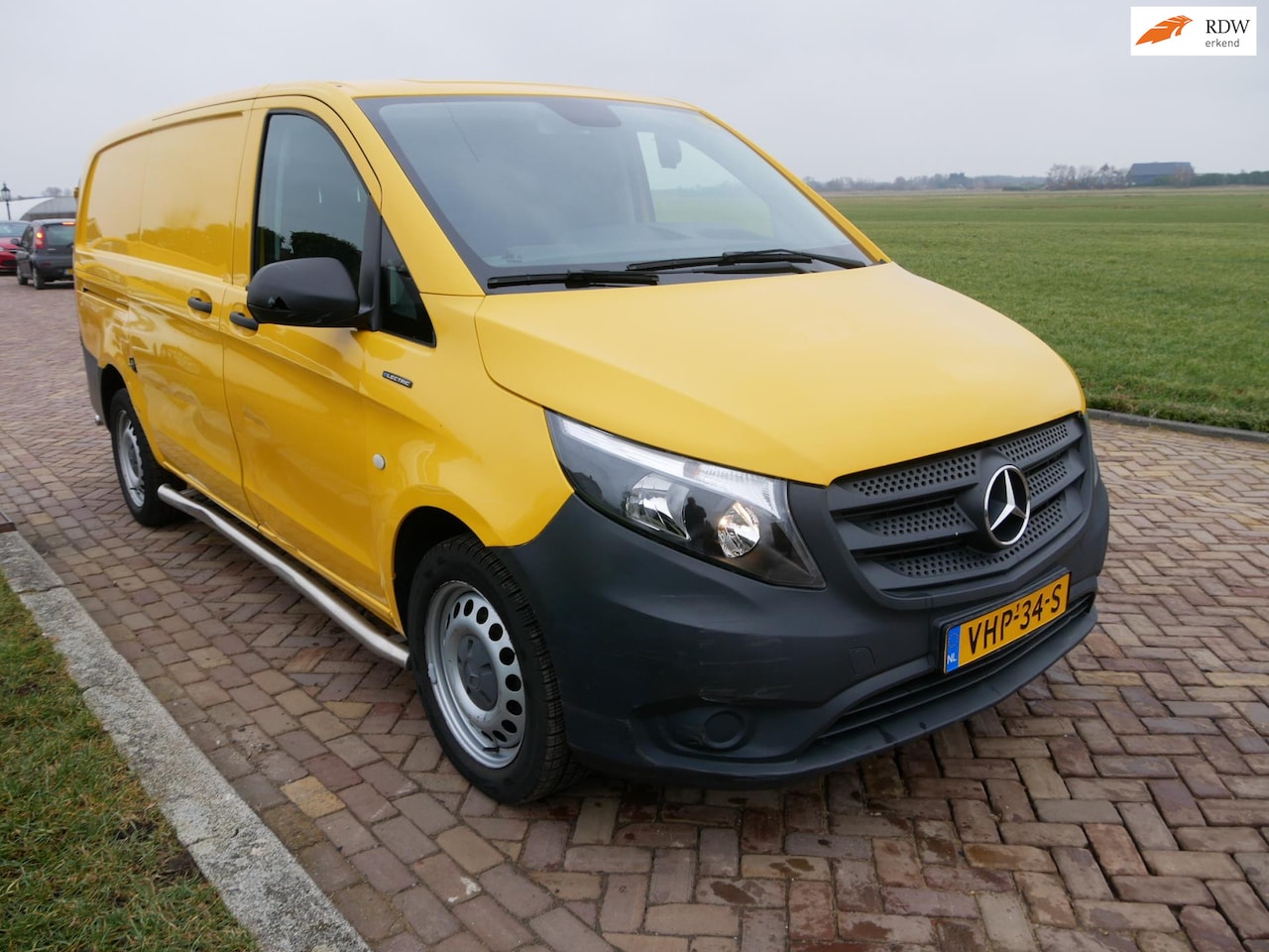 Mercedes-Benz eVito - EVito Lang 41 kWh AC CAMERA NAVI ** 4999 EX BTW ** - AutoWereld.nl
