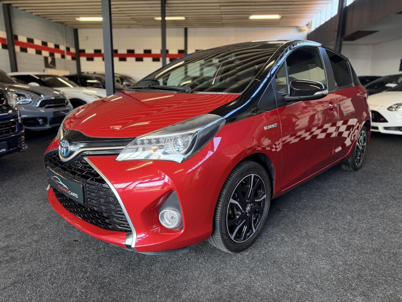 Toyota Yaris - 1.5 Hybrid Dynamic Bi-Tone 1.5 Hybrid Dynamic Bi-Tone - AutoWereld.nl