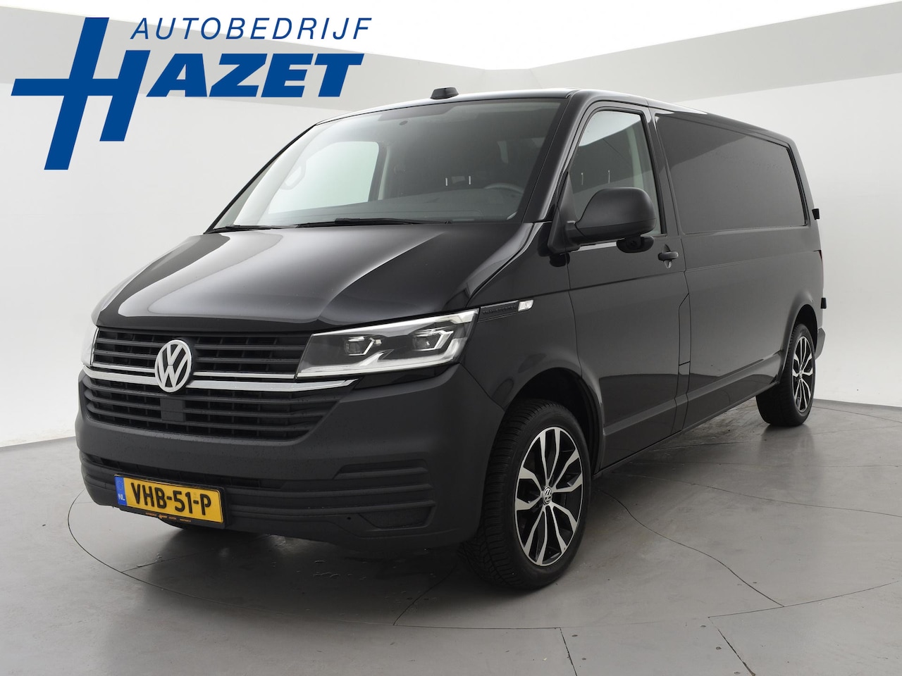 Volkswagen Transporter - T6.1 2.0 TDI 150 PK DSG AUT. L2H1 + 18 INCH | LED | APPLE CARPLAY | COMFORTSTOELEN | NAVIG - AutoWereld.nl
