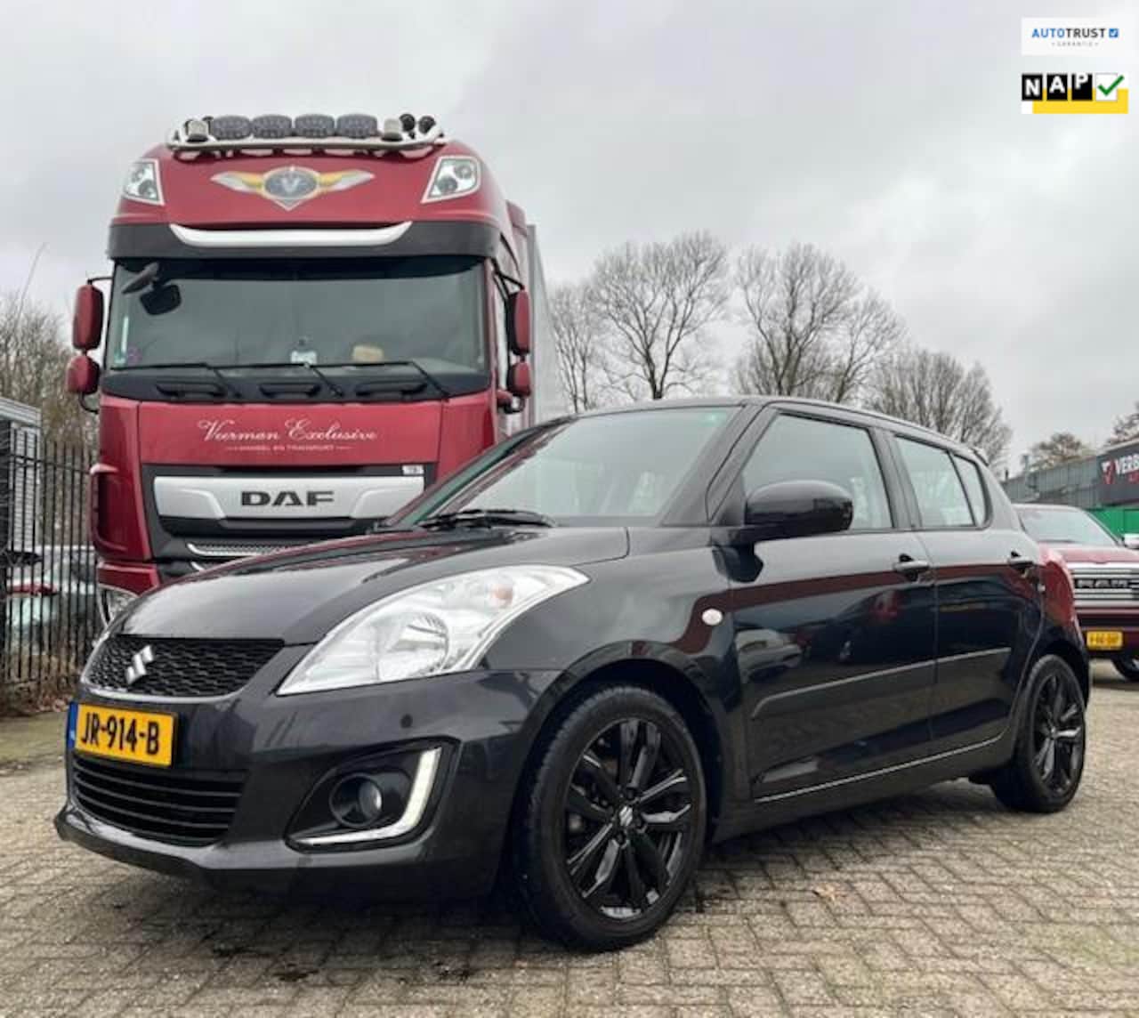 Suzuki Swift - 1.2 Bandit EASSS/NAP/Trekhaak/Navi/Cruise/Airco/Stoelverwarming - AutoWereld.nl