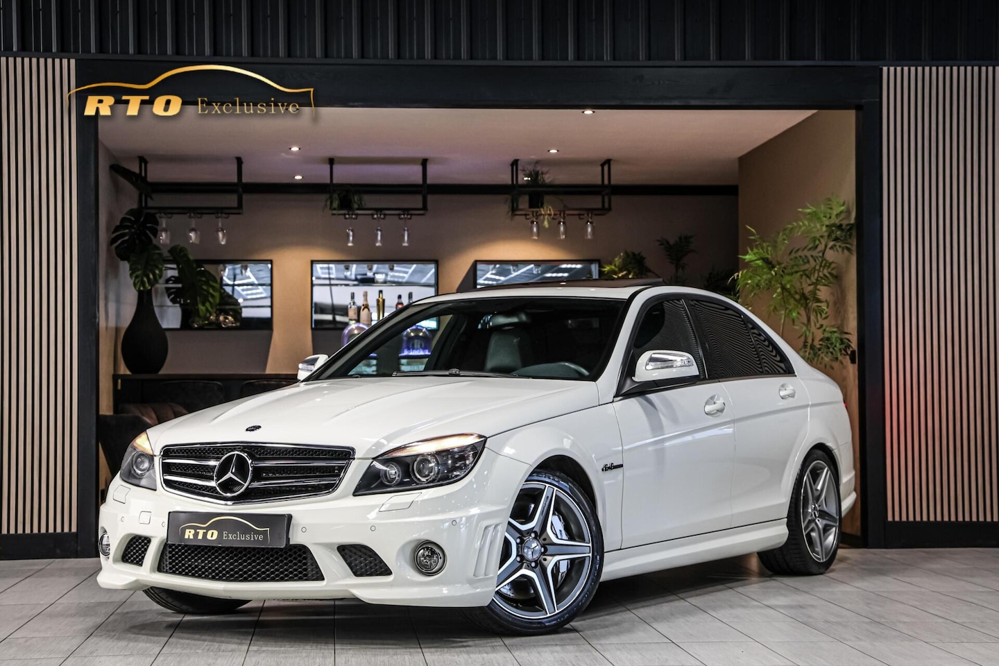 Mercedes-Benz C-klasse - AMG 63|originele lak|Carplay|Schuif/kantel - AutoWereld.nl