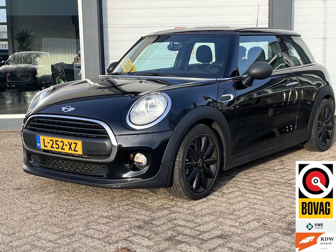MINI One - Mini 1.5 Lage km stoelverwarming keyless led - AutoWereld.nl