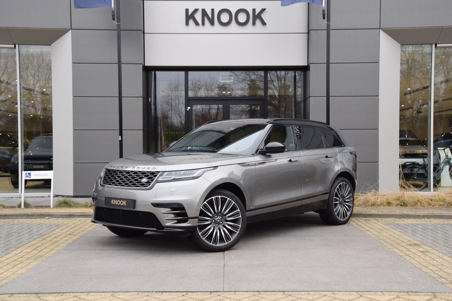 Land Rover Range Rover Velar - P250 Turbo AWD R-Dynamic HSE - AutoWereld.nl