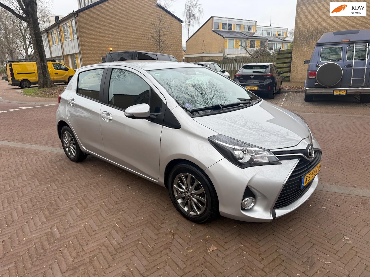 Toyota Yaris - AUTOMAAT / Eerste eigenaar / 62.000 km / Volledig dealer onderhouden - AutoWereld.nl