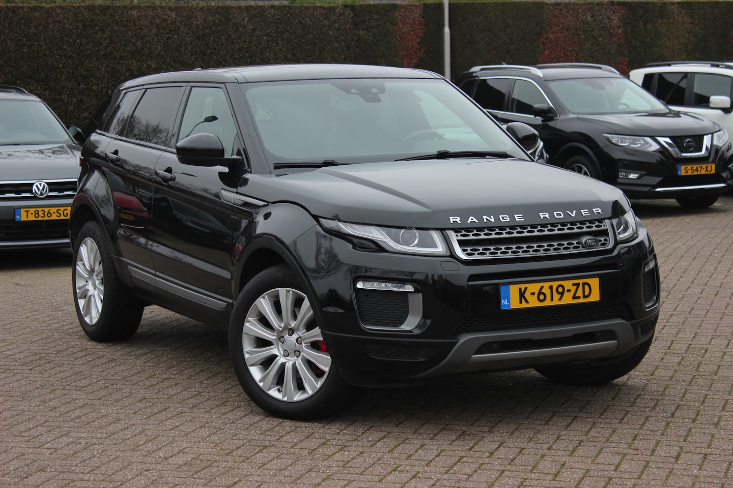 Land Rover Range Rover Evoque - 2.0 Si4 HSE / Panoramadak / Camera / Leder / Navigatie / 19'' / Stuur+Stoelverwarming / Cr - AutoWereld.nl