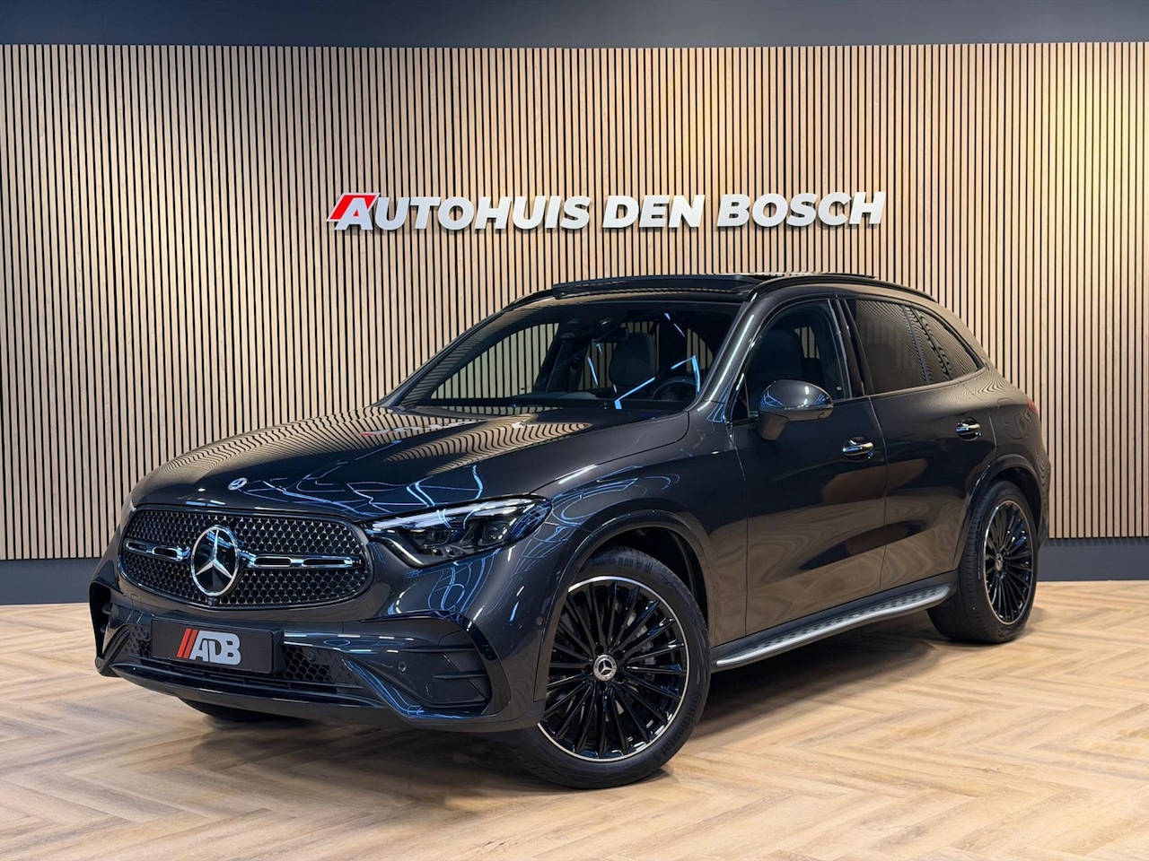 Mercedes-Benz GLC-klasse - 400e 4MATIC AMG Line 381PK - Pano - AutoWereld.nl