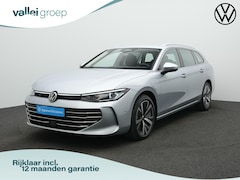 Volkswagen Passat Variant - 1.5 eHybrid 204 pk DSG Business | IQ Light | Leder/alcantara | Achteruitrijcamera | Massag