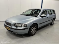 Volvo V70 - 2.4 GOED DE TEKST LEZEN