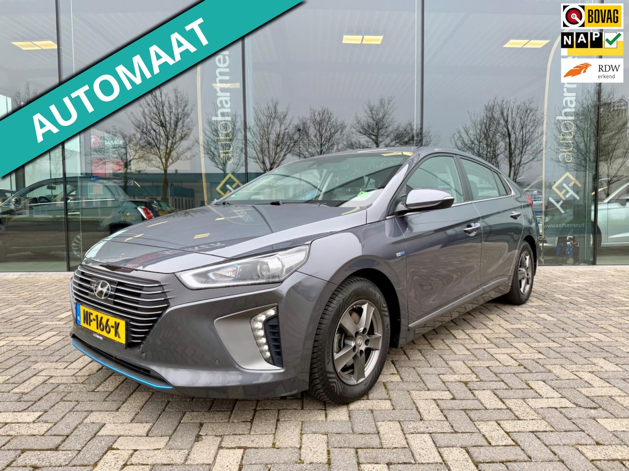 Hyundai IONIQ - 1.6 GDi Hybrid Premium, NAP, CarPlay, Leder, Sunroof - AutoWereld.nl
