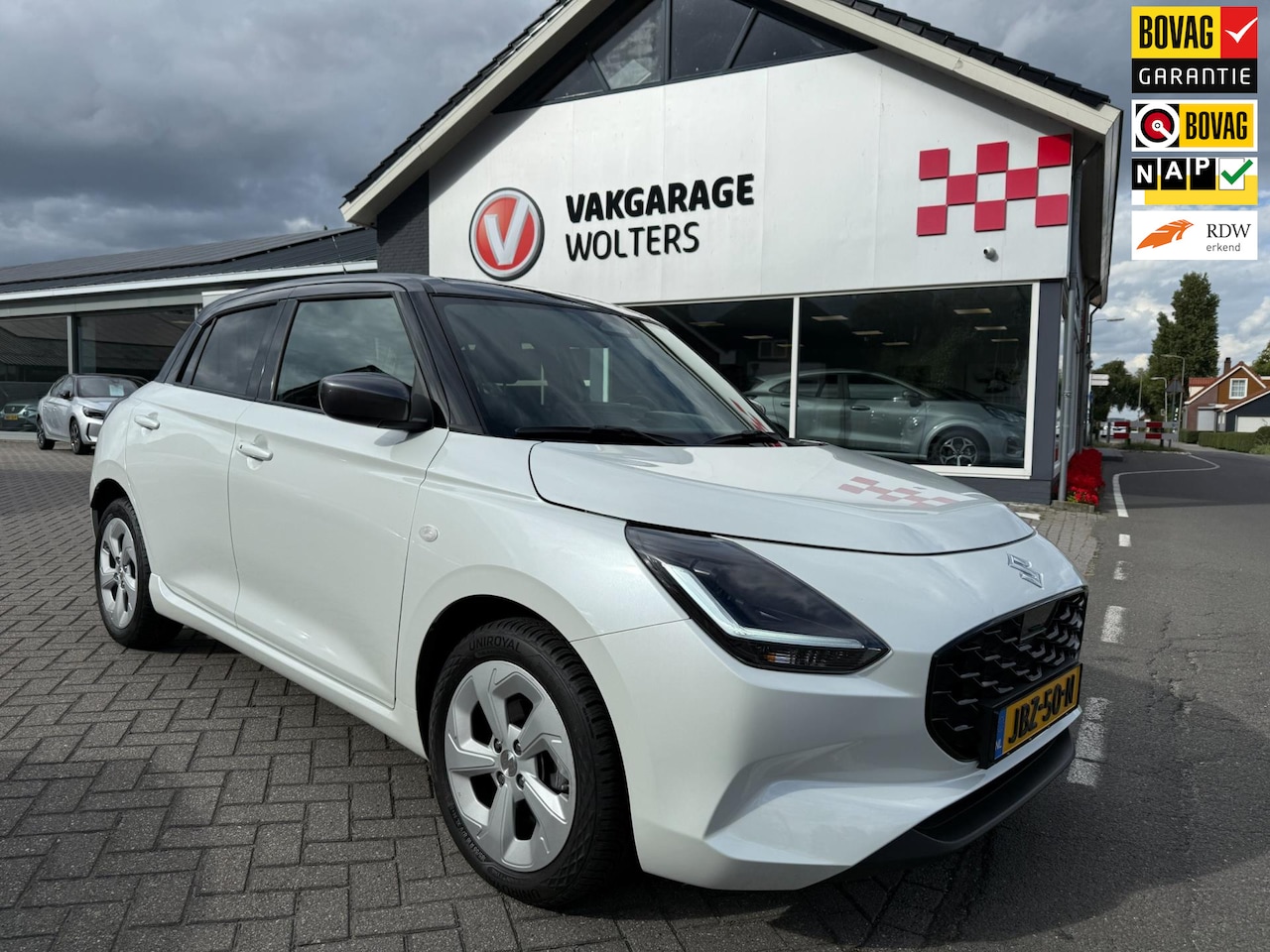 Suzuki Swift - 1.2 Style Smart Hybrid RIJKLAARPRIJS! - AutoWereld.nl