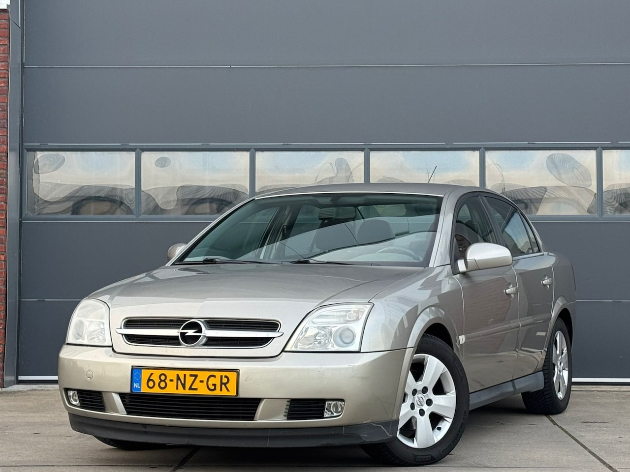 Opel Vectra - 2.2-16V Elegance koppakking lek - verbruikt koelvloeistof - AutoWereld.nl