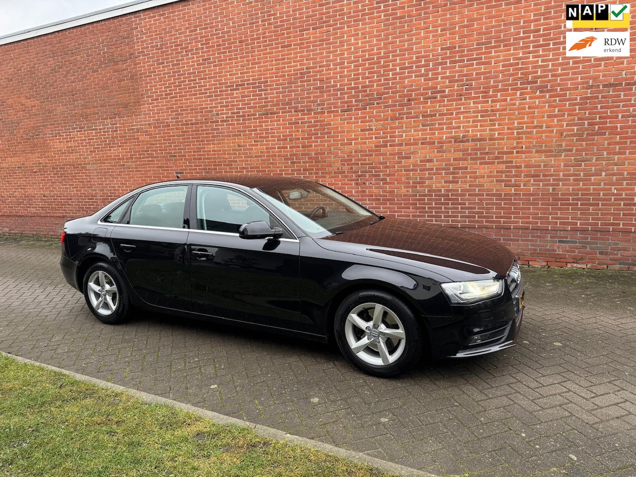 Audi A4 Limousine - 1.8 TFSIe Edition Clima Navi Cruise Xenon - AutoWereld.nl