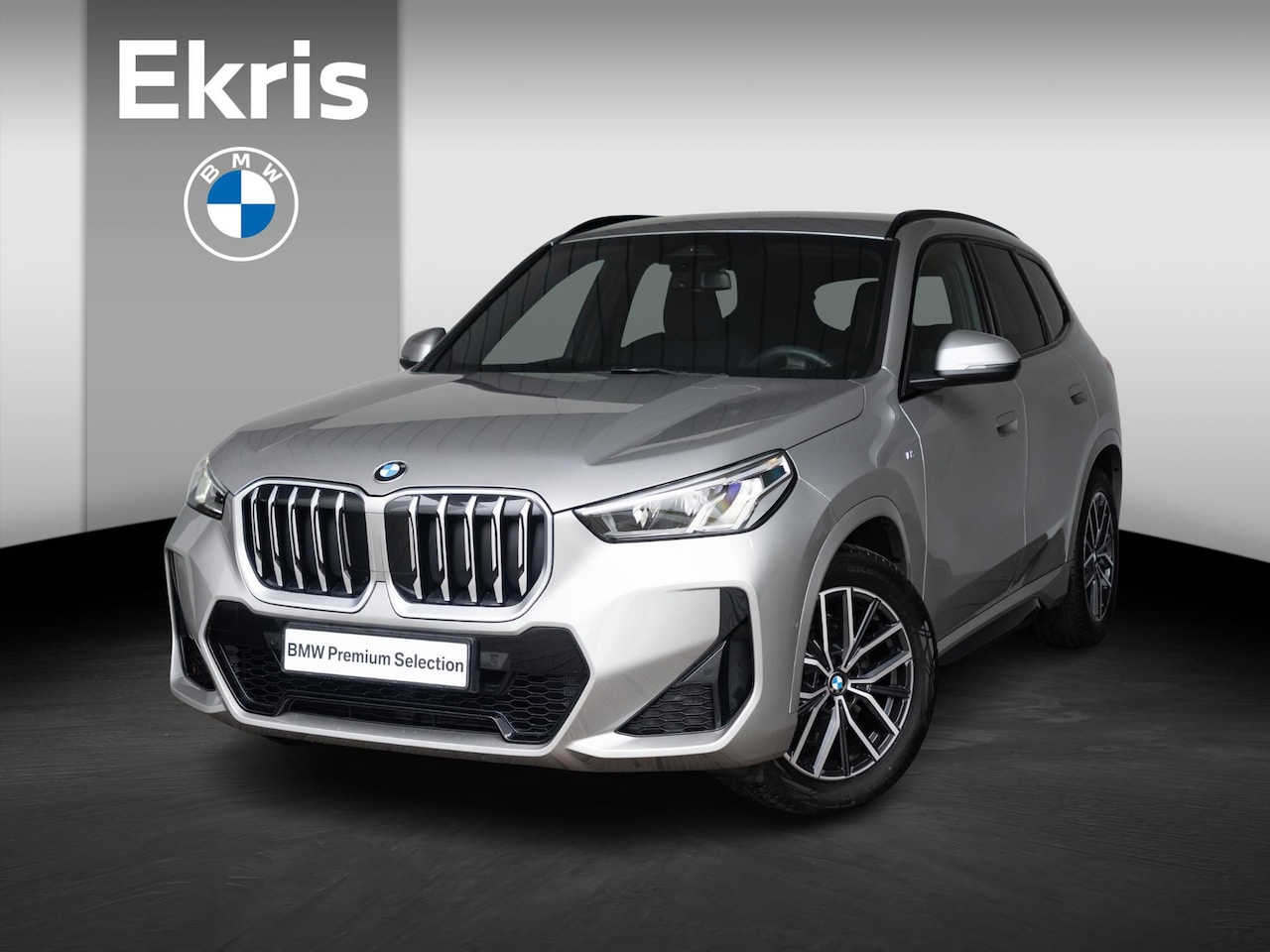 BMW X1 - sDrive20i | M Sportpakket | Achteruitrijcamera | Parking Assistant | 18'' | Trekhaak - AutoWereld.nl