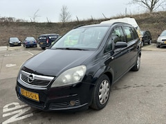 Opel Zafira - 1.8 Executive