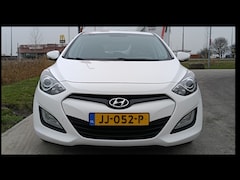Hyundai i30 - 1.6 GDI i-Motion Plus