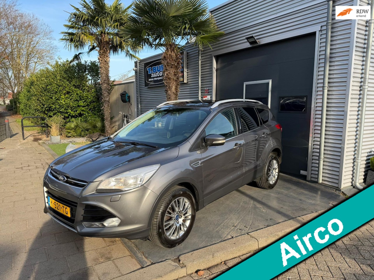 Ford Kuga - 1.6 Titanium AIRCO ECC Pano Dak Vele Extra's - AutoWereld.nl