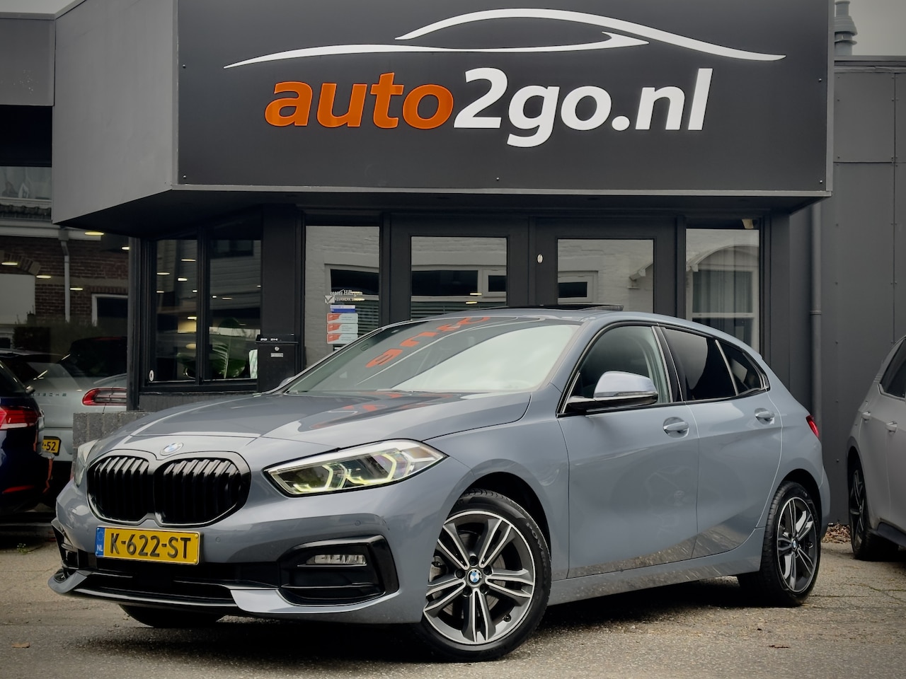 BMW 1-serie - 118i AUT7 M-SPORT HIGH EXECUTIVE PANODAK LEDER NAVI CAMERA DIGI-DASH APPLE-CARPLAY LED LMV - AutoWereld.nl
