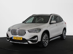 BMW X1 - sDrive20i VDL Nedcar Edition Sportstoelen Head-up Stoelverwarming