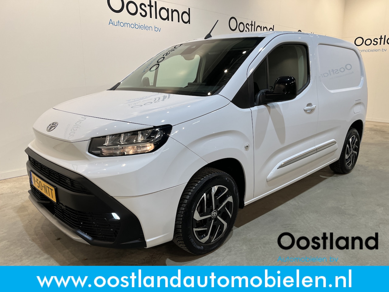 Toyota ProAce City - 1.5 D-4D Live Nieuwe Model / Euro 6 / Airco / CarPlay / Cruise Control / Camera / LED / 3- - AutoWereld.nl