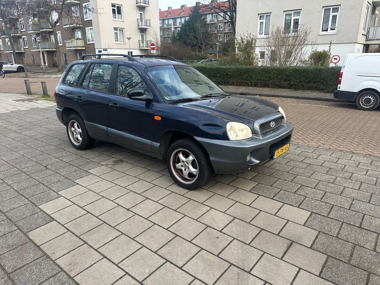 Hyundai Santa Fe - 2.0i-16V Motion Airco Cruise Nw APK - AutoWereld.nl