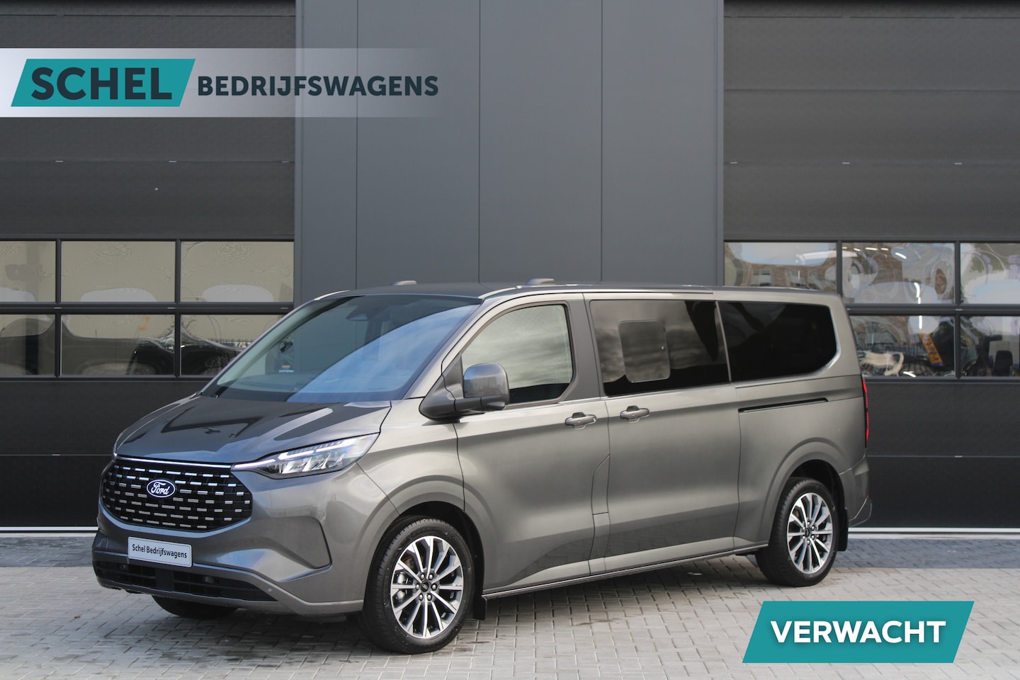 Ford Transit Custom Tourneo - 340 2.5 PHEV L2H1 Titanium X 232pk - ACC - Pano - B&O - Elek. schuifdeuren - 360 camera - - AutoWereld.nl