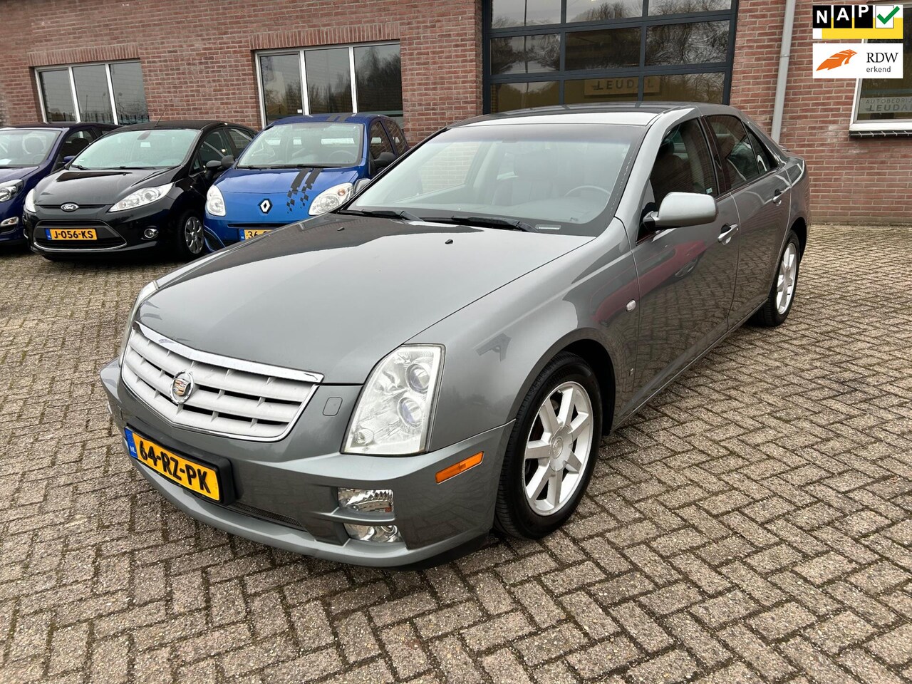 Cadillac STS - 3.6 V6 Elegance // 159.000 km NAP !! - AutoWereld.nl