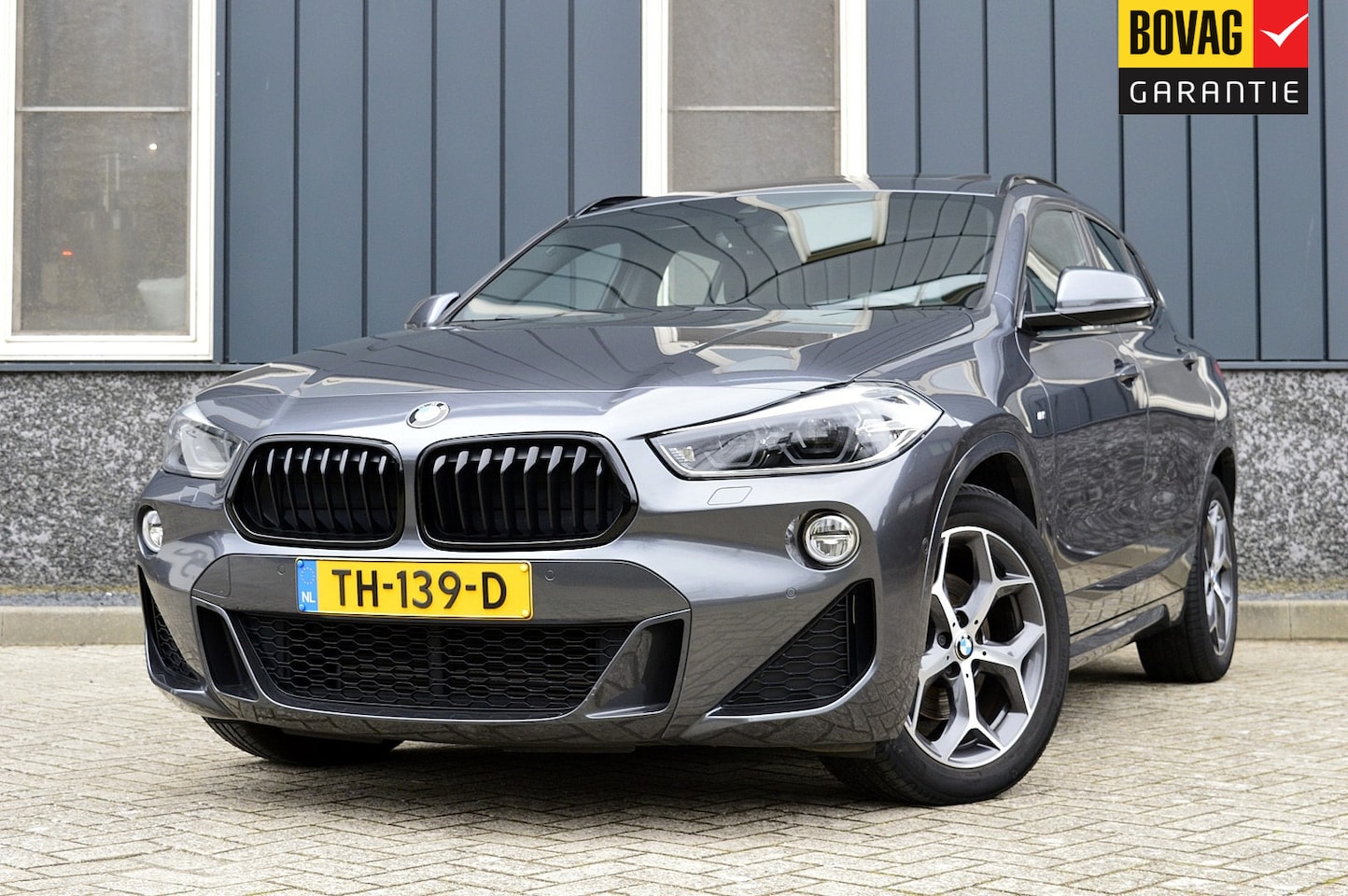 BMW X2 - sDrive18i M-Sport Rijklaarprijs-Garantie Panoramadak Leder Sport interieur Led Camera Head - AutoWereld.nl