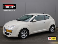 Alfa Romeo MiTo - 0.9 TwinAir Distinctive Bluetooth/Parkeerhulp/Cruise-control/Leder