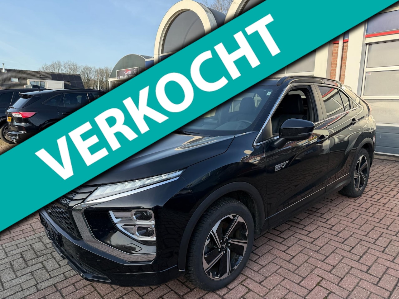 Mitsubishi Eclipse Cross - 2.4 PHEV Instyle I Side-Assist I 360° I Leder I Carplay - AutoWereld.nl