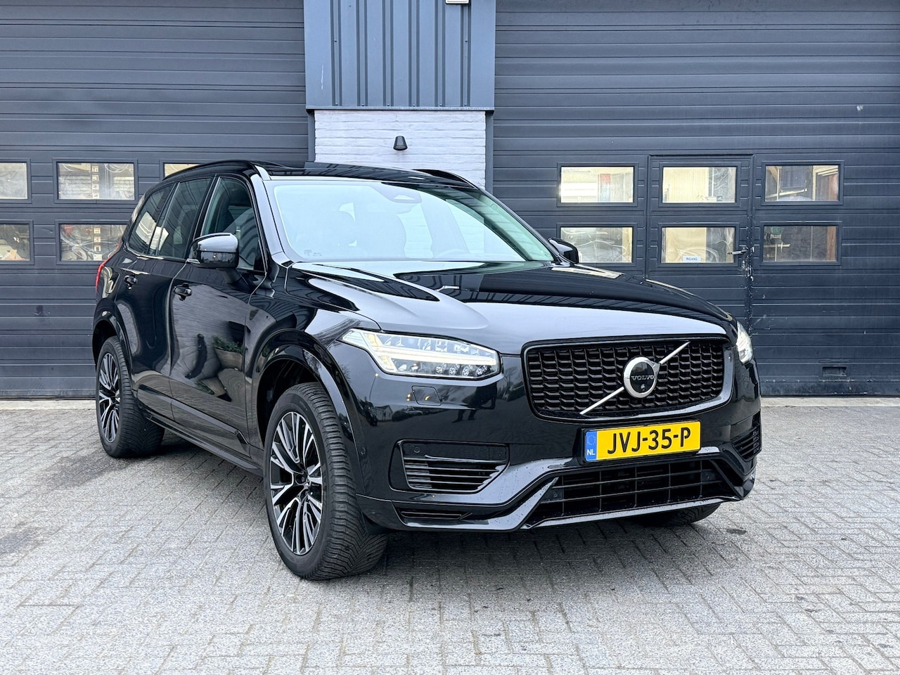 Volvo XC90 - 2.0 T8 Recharge AWD Ultimate Bright Long Range, Alcantara Hemel - AutoWereld.nl