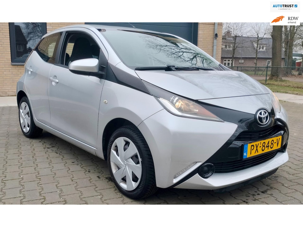 Toyota Aygo - 1.0 VVT-i x-now Airco Cruise Control - AutoWereld.nl