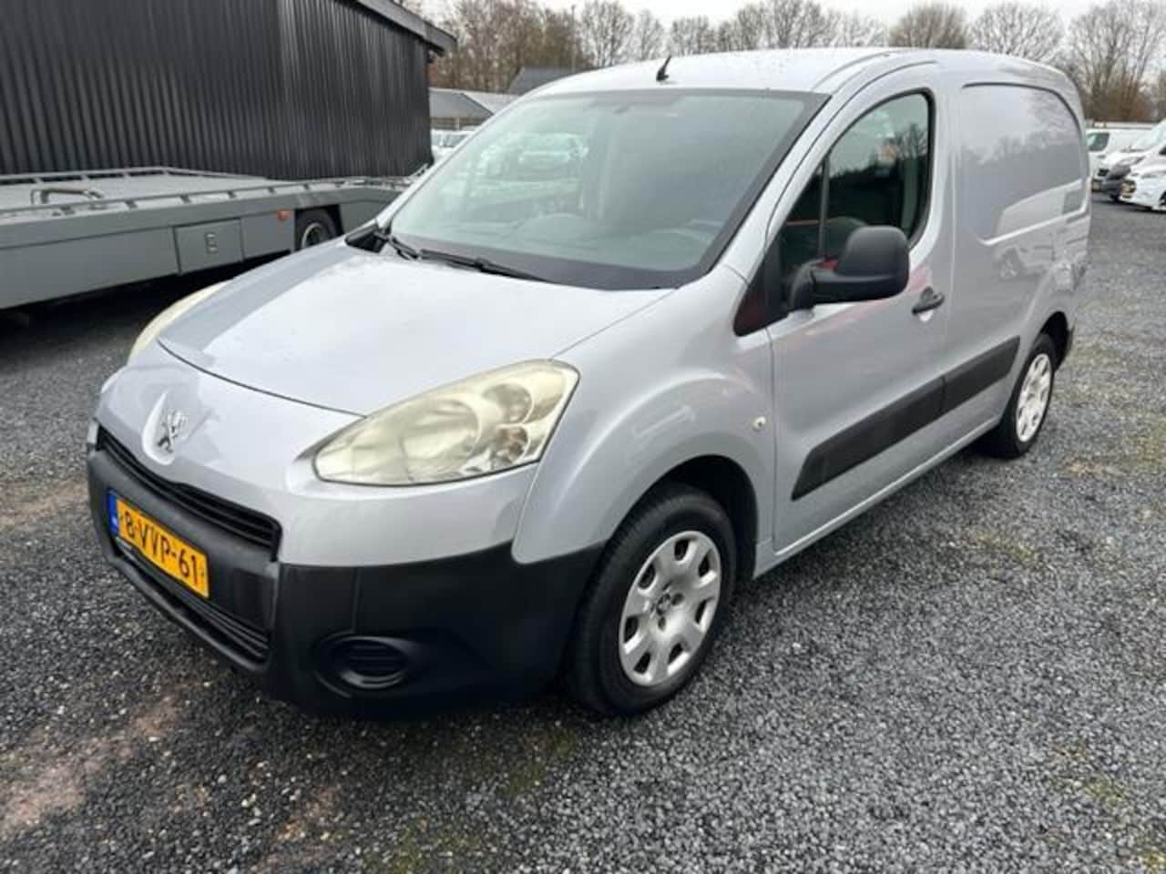 Peugeot Partner - 120 1.6 e-HDI L1 XT Profit + - AutoWereld.nl