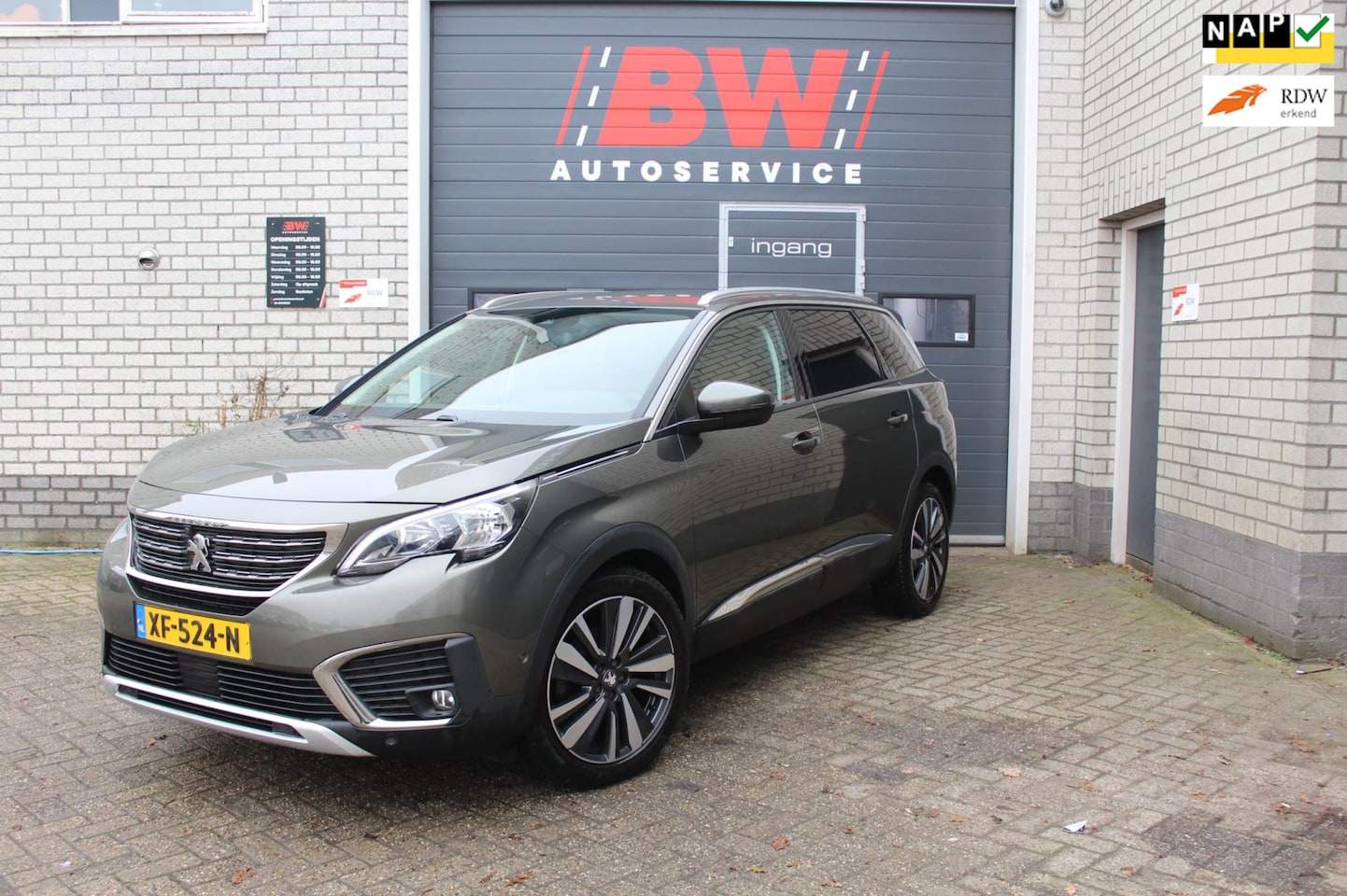 Peugeot 5008 - 1.2 PureTech Allure| 7 Persoons - AutoWereld.nl