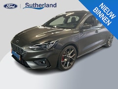 Ford Focus - 2.3 EcoBoost ST-3 280pk | Panoramadak | Winter Pack | Adaptive LED | Adaptive cruise contr