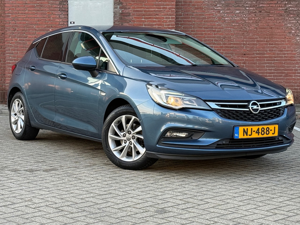 Opel Astra - 1.0 Innovation|5DRS|NAVI|CAMARA|LEDER|NAP - AutoWereld.nl