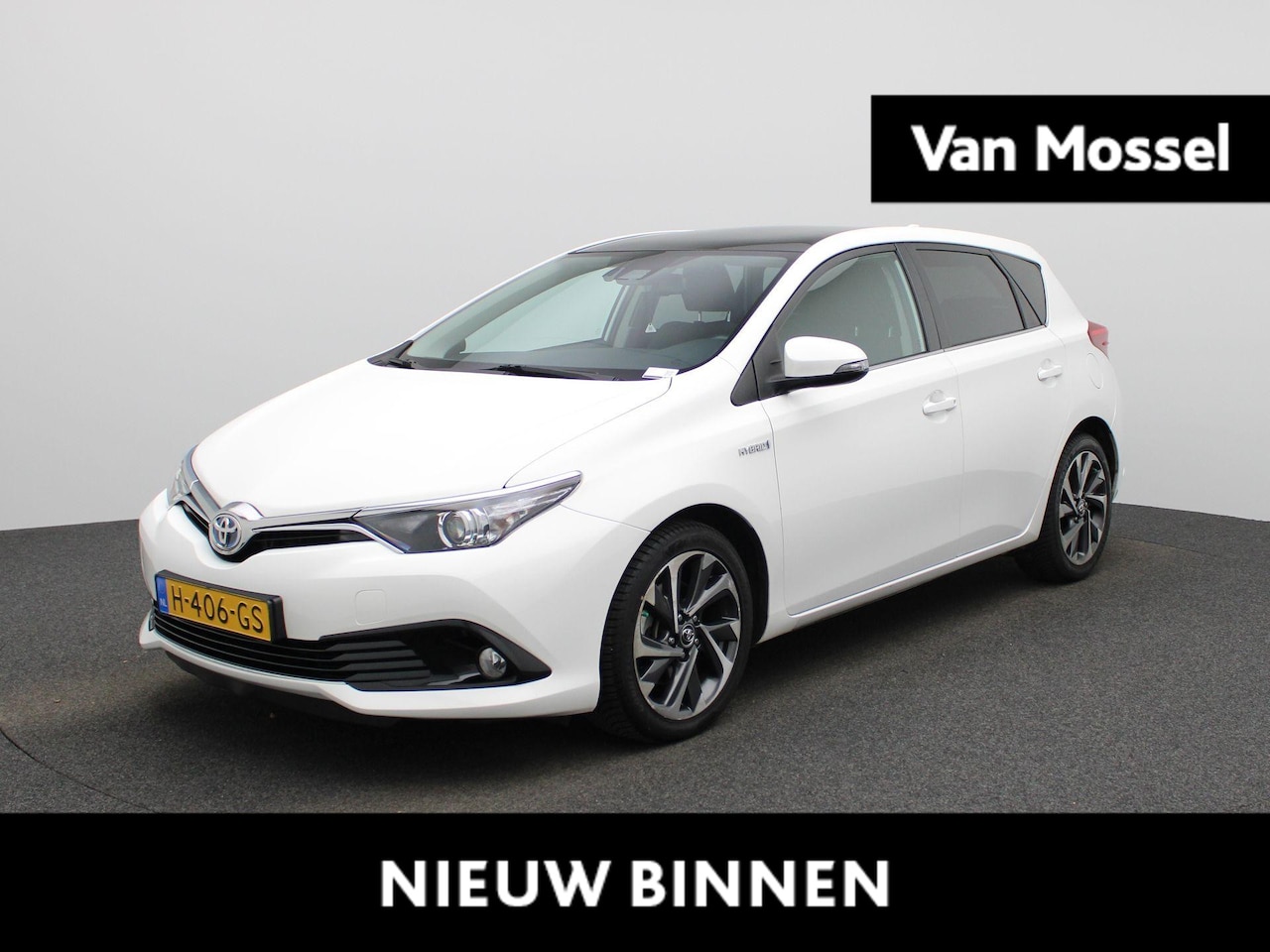 Toyota Auris - 1.8 Hybrid Executive | Achteruitrijcamera | Parkeersensoren | Cruise Control | Stoelverwar - AutoWereld.nl