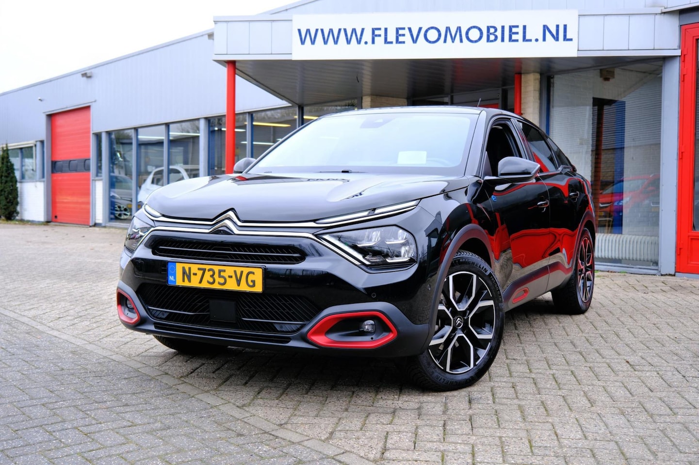 Citroën Ë-C4 - Shine 50 kWh Aut. Pano|Leder|Navi|Adapt.Cruise|Cam|Enz! - AutoWereld.nl